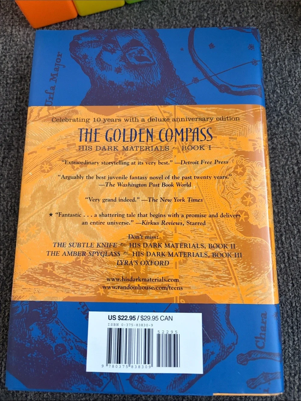 The Golden Compass Deluxe 10th-Anniversary Hardcover - Gold & Blue